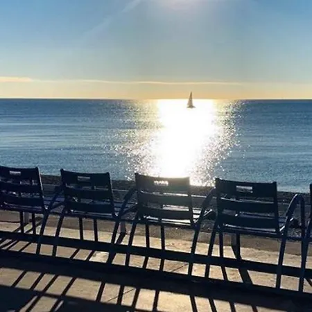 Apartment Bord De Mer Terrasse Plage A 6 Min Eze